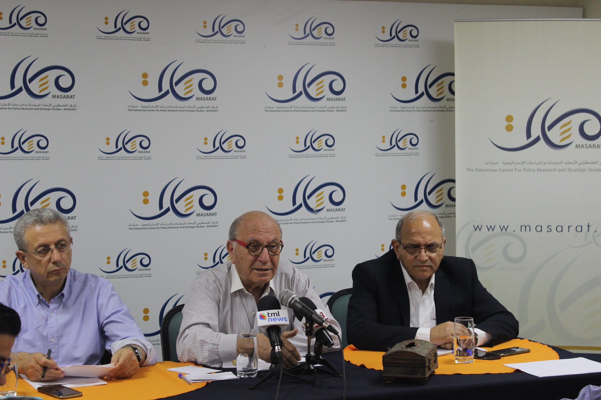 الدعوة إلى عقد لقاء وطني لمواجهة ورشة البحرين واتخاذ إجراءات لإنهاء الانقسام وتعزيز الصمود