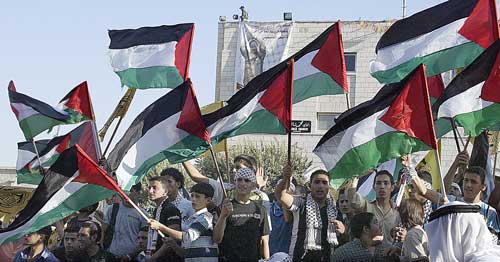 إعادة بناء مؤسسات منظمة التحرير: نحو أوسع حوار مجتمعي