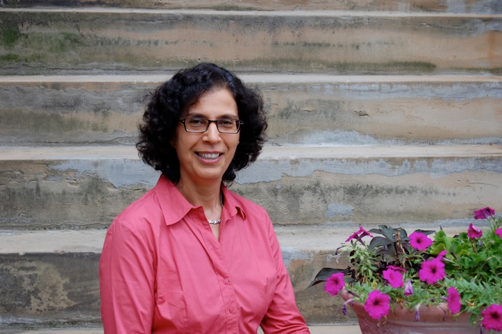 أ. نادية حجاب