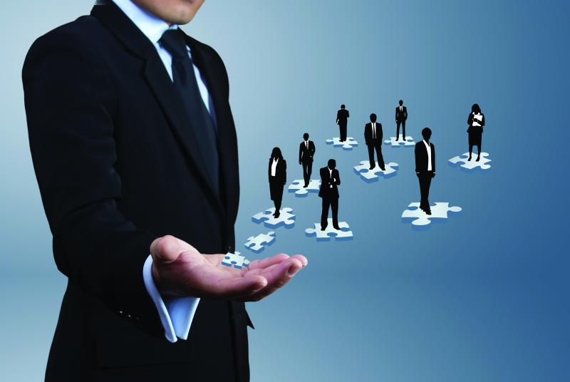 شاغر مستشار/ة