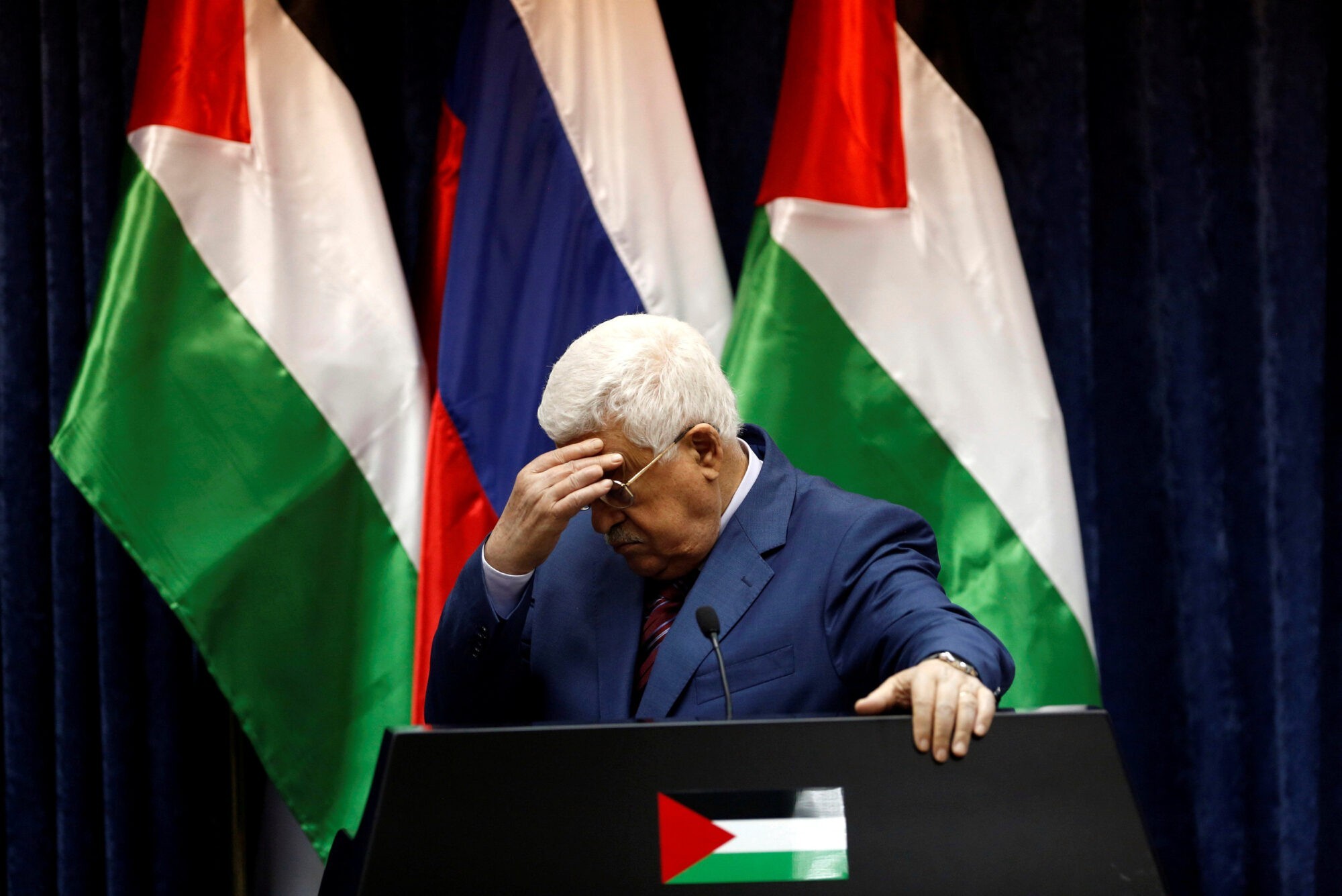 حل السلطة أو انهيارها دون بديل وطني يقود إلى الفوضى والفلتان الأمني وتعدد السلطات والاقتتال